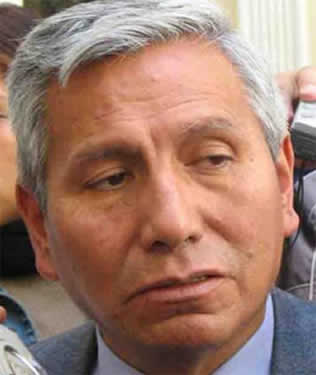 Félix Rojas, Viceministro de Trabajo y ex senador del MAS. Félix Rojas, Viceministro de Trabajo y ex senador del MAS.