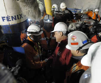 33 Mineros rescatados en Chile