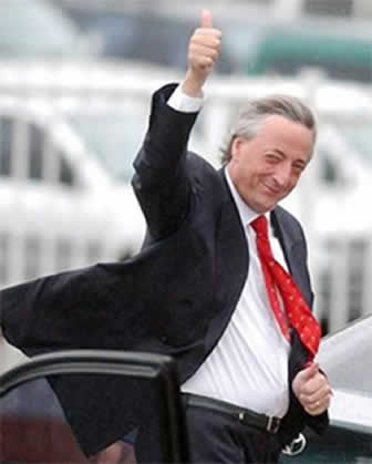 Néstor Kirchner, ex presidente de Argentina, falleció hoy en el Hospital Formenti.