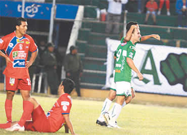 Oriente Petrolero logró una difícil victoria (1-0) sobre Guabirá en el estadio Ramón Aguilera Costas.
