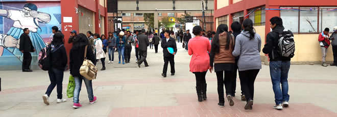 Comunidad Universitaria de la Universidad PÚblica de El Alto (UPEA)