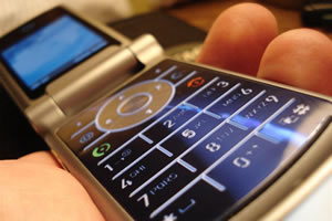 Caída del sistema de enlace de la estatal Entel dejó la mañana de este martes sin servicio de telefonía fija y móvil a los usuarios de La Paz, Cochabamba y Pando.