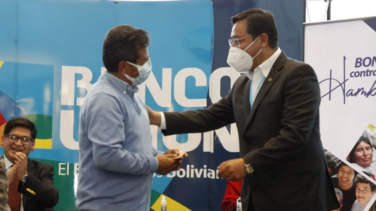 Pago del Bono Contra el Hambre de Bs 1.000 como ayuda frente a la pandemia.