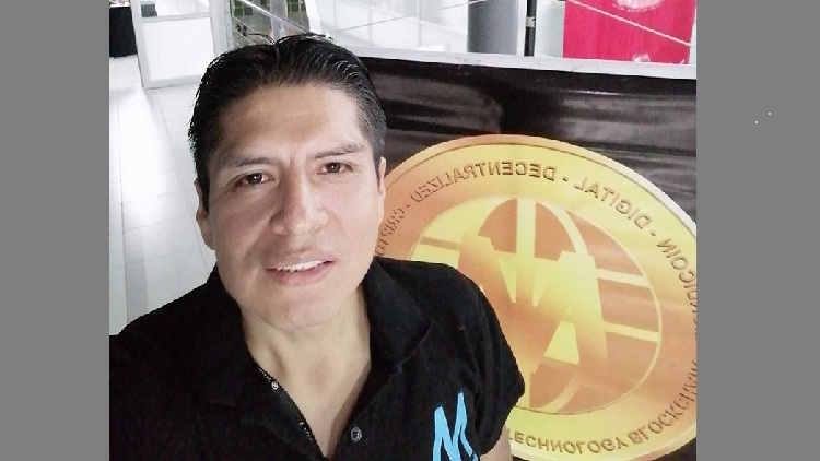 Grover Leandro Suntura había migrado a Santa Cruz donde perdió la batalla contra una enfermedad. Grover Leandro Suntura había migrado a Santa Cruz donde perdió la batalla contra una enfermedad.