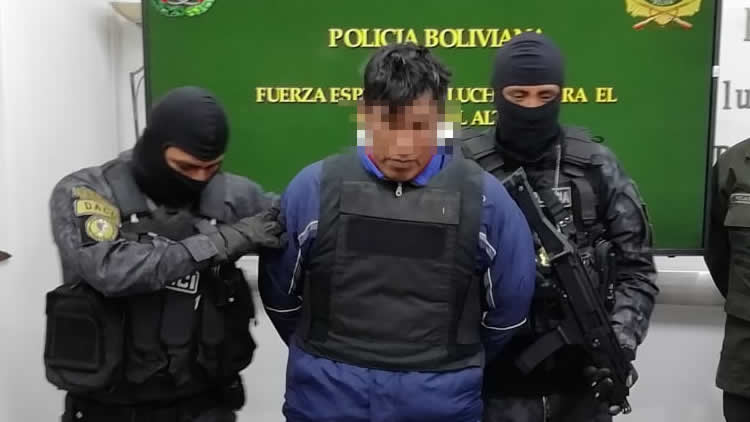 Zenón M., fue capturado ayer tras 48 horas de intenso trabajo investigativo de la Fuerza Especial de Lucha Contra el Crimen (FELCC).