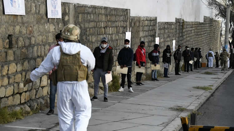 Fila para el reclutamiento del Servicio Militar Segundo Escalón Categoría 2020.