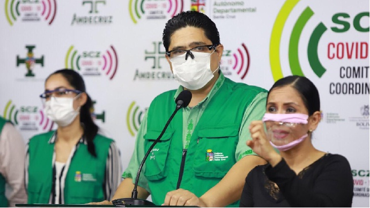El director del Servicio Departamental de Salud (Sedes), Marcelo Ríos, en su informe diario sobre el Covid-19.