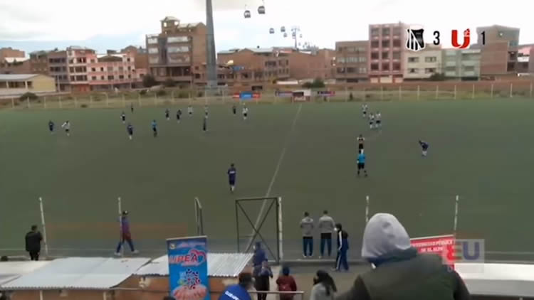 Equipo de fútbol de la UPEA enfrenta a Oruro Royal Equipo de fútbol de la UPEA enfrenta a Oruro Royal