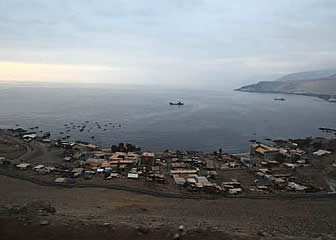 Vista panorámica del otraa puerto de Pisagua.
