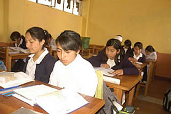 Estudiantes deberán volver a clases el 11 de julio próximo.