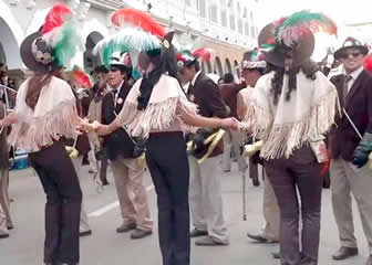 Ya se vive en Carnaval de Oruro 2014