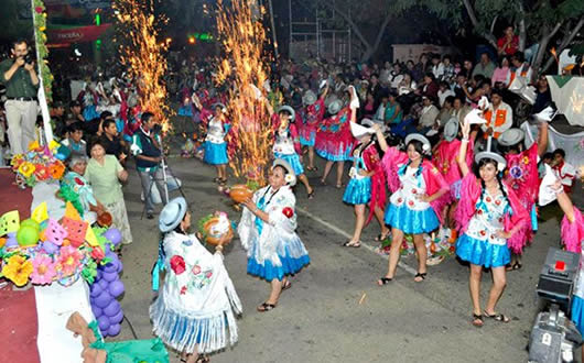 Jueves de Comadres en Tarija