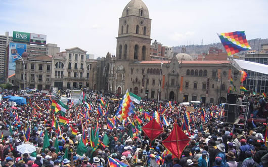 Democracia en Bolivia a 31 años