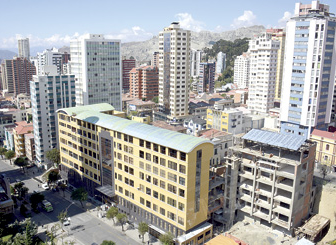 Edificios en la ciudad de La Paz, Bolivia.