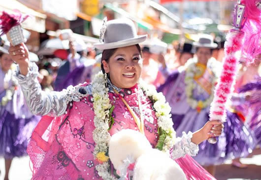 Gran Poder 2014: belleza de las mujeres con pollera