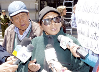 Jaqueline Rodríguez, presidenta de la Asociación de Lavadores y Limpiadores de Automóviles de la avenida Kollasuyo,