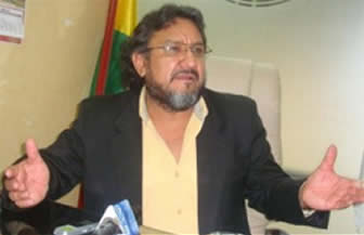 Senador Juan Enrique Jurado confiesa pérdida de tierras