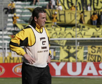 Néstor Craviotto pone el dedo en la llaga del aurinegro