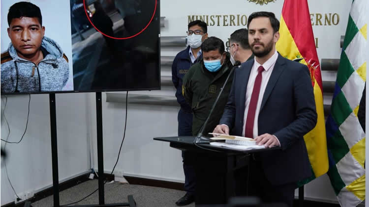 El ministro de Gobierno, Eduardo Del Castillo, en conferencia de prensa. El ministro de Gobierno, Eduardo Del Castillo, en conferencia de prensa.