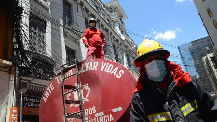 La unidad de Bomberos en la ciudad de La Paz. La unidad de Bomberos en la ciudad de La Paz.