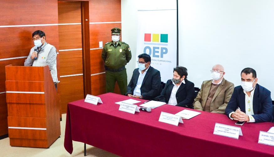 El Rector Condori agradeció a los representantes del TSE