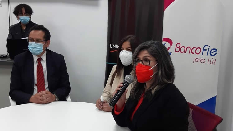 Lanzamiento del “Curso virtual de Experto/a en Transformación Digital para Emprendimientos”. Lanzamiento del “Curso virtual de Experto/a en Transformación Digital para Emprendimientos”.