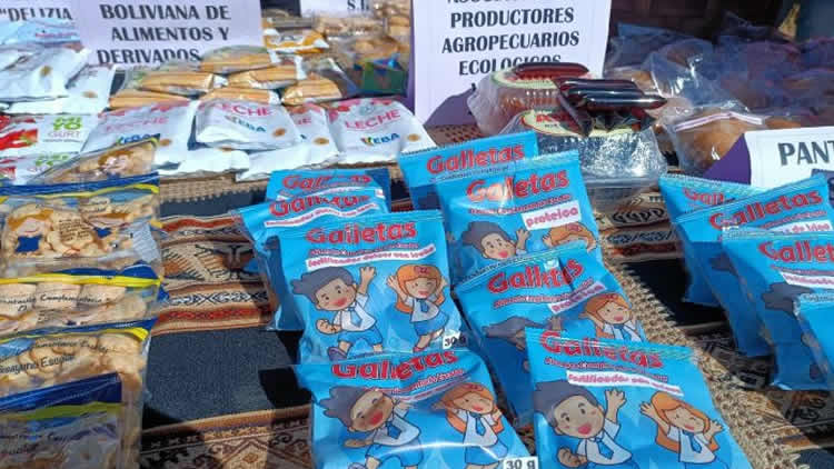 Alcaldía de El Alto garantizó este jueves el Alimento Complementario Escolar para 2023