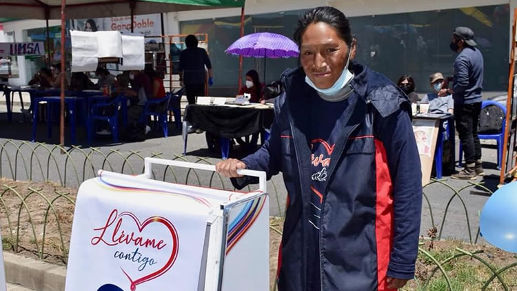 Hogar de niños 'Alalay' y desarrollo social de La Paz, lanzan proyecto “llévame contigo” Hogar de niños 'Alalay' y desarrollo social de La Paz, lanzan proyecto “llévame contigo”