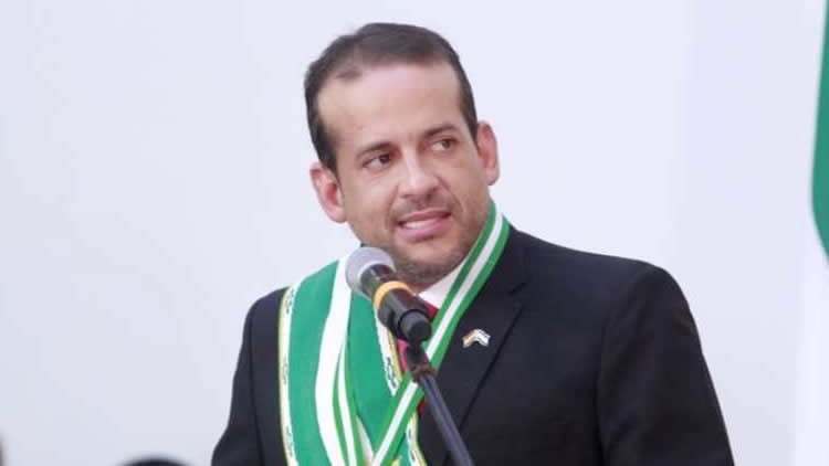 Gobernador de Santa Cruz, Luis Fernando Camacho