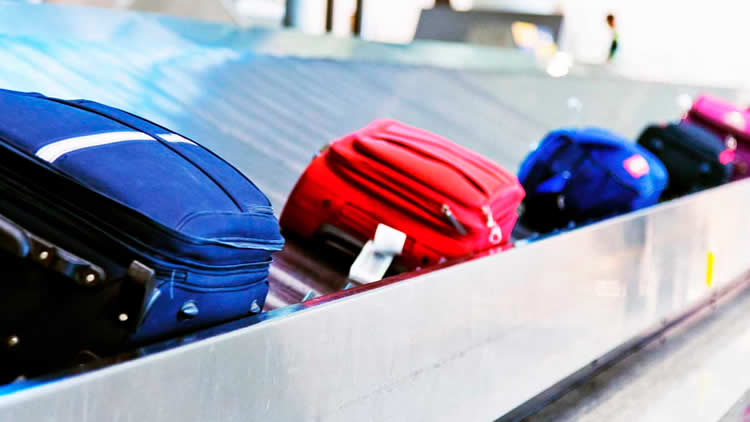 Control en equipajes facturados en el Aeropuerto Internacional de El Alto.