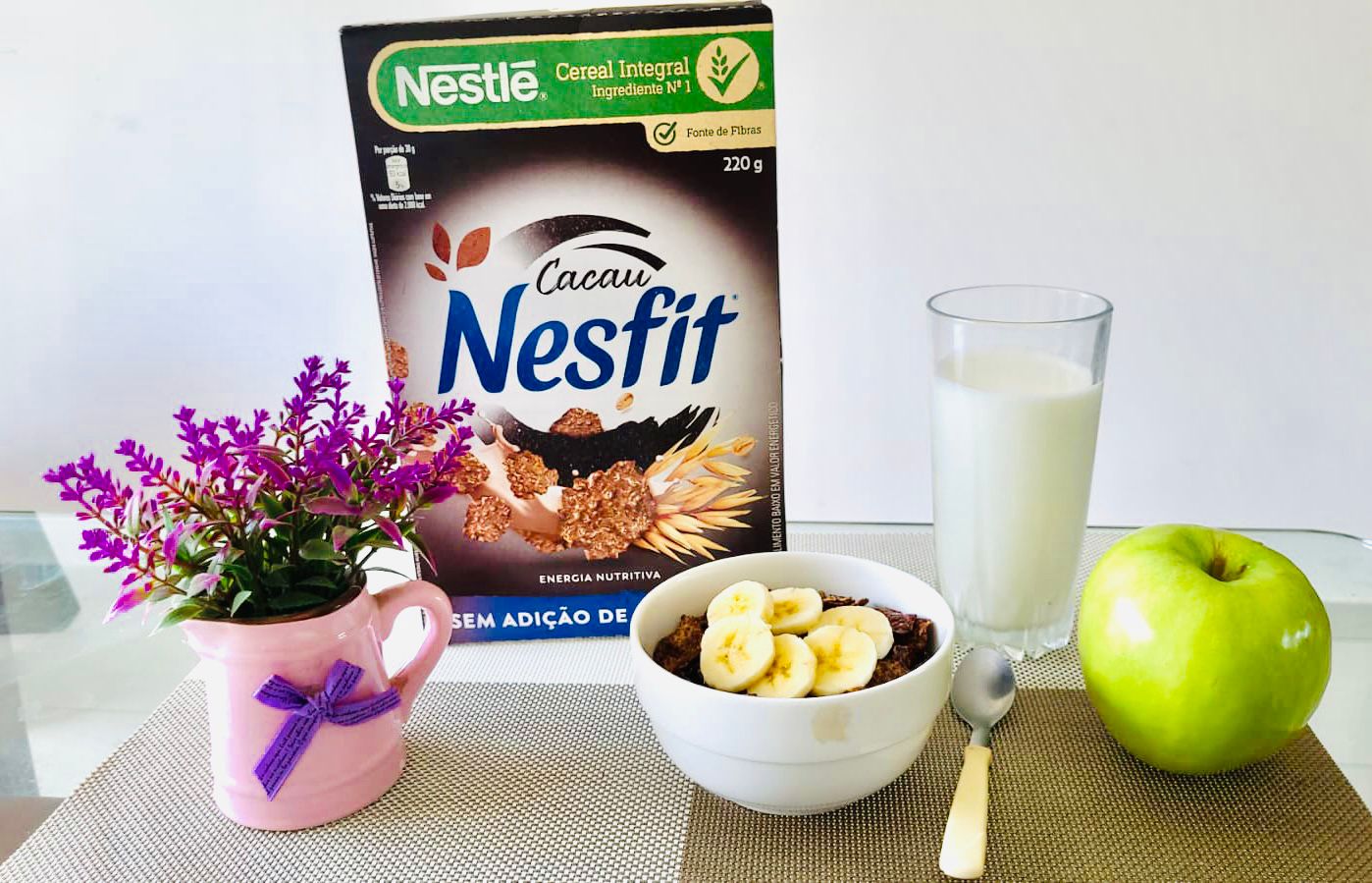 Nesfit está hecho con una combinación de trigo y avena integral Nesfit está hecho con una combinación de trigo y avena integral