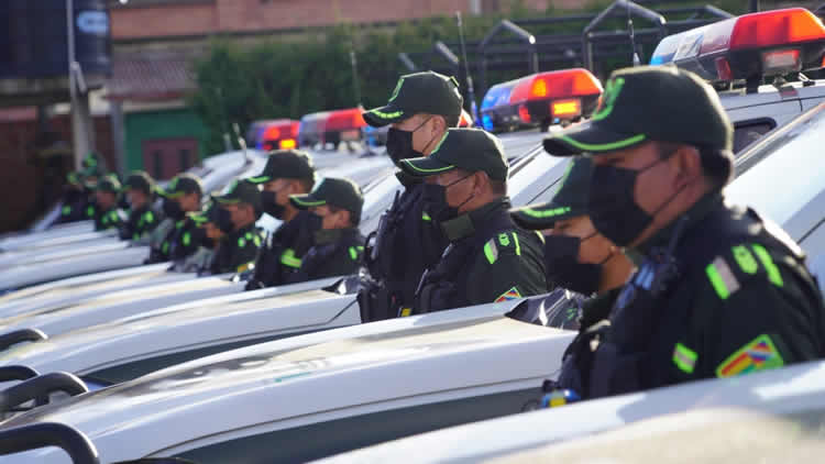 100 efectivos policiales y Radio Patrullas 110 reforzarán la seguridad de ciudadana en El Alto.