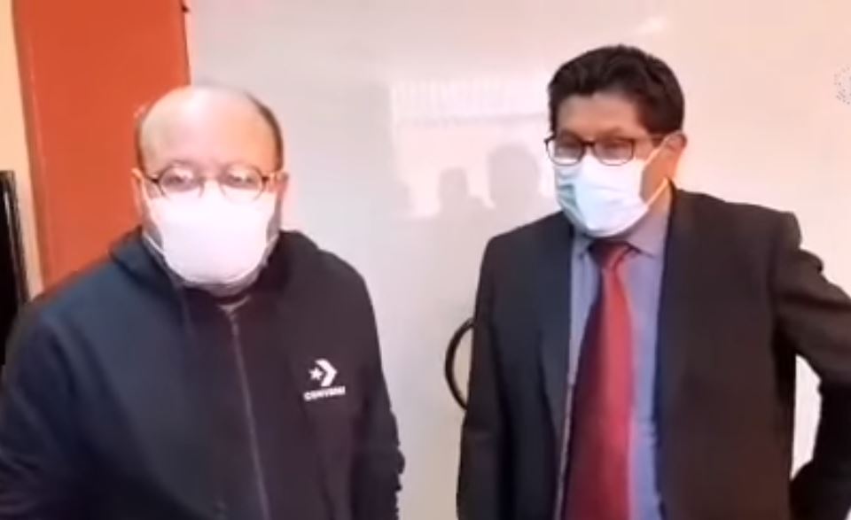 El Rector Condori reiteró que se debe seguir extremando el uso de las medidas de bioseguridad El Rector Condori reiteró que se debe seguir extremando el uso de las medidas de bioseguridad