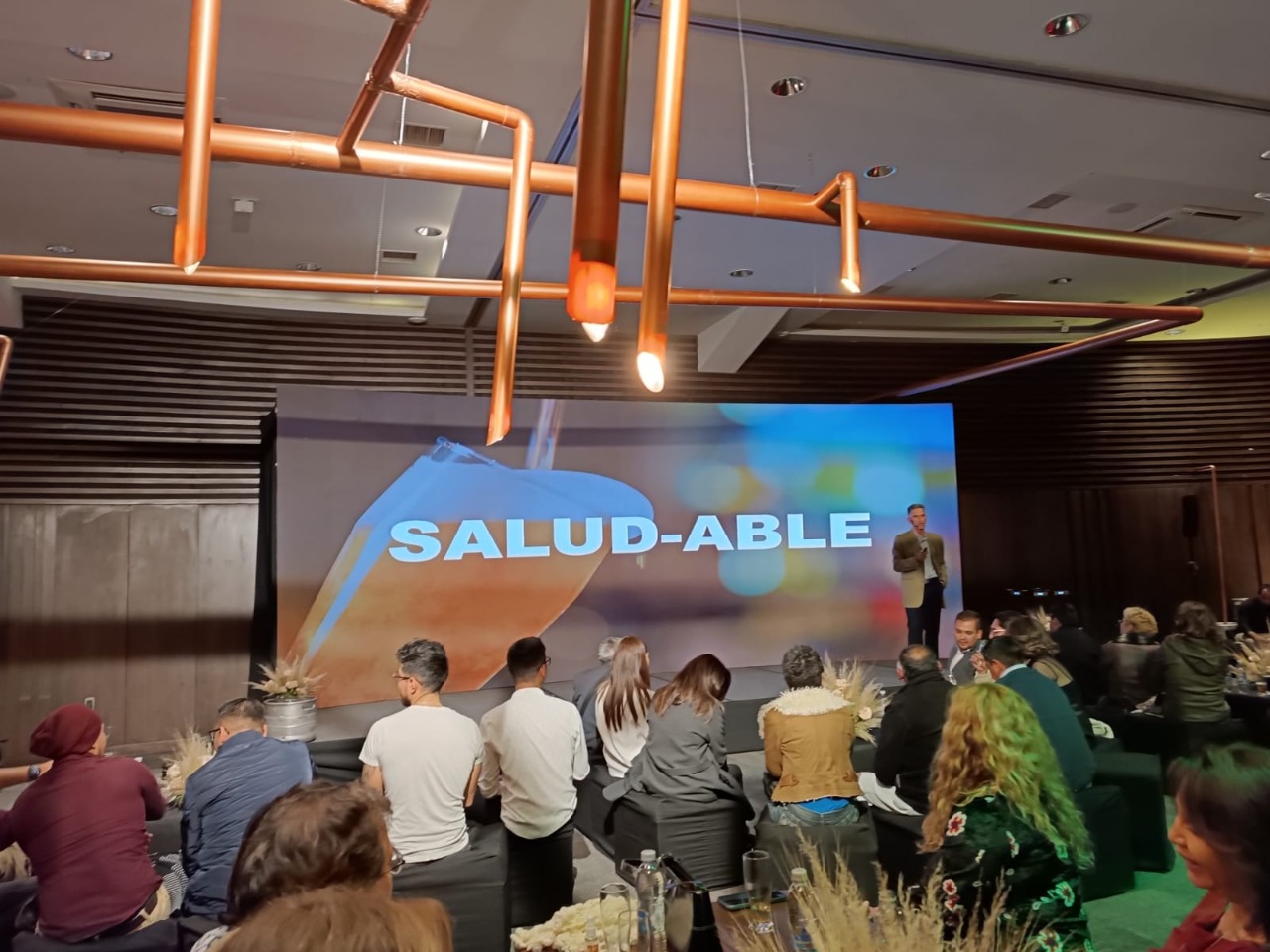 Un networking cervecero realizado en La Paz reunió a periodistas, empresarios y apasionados cerveceros en general Un networking cervecero realizado en La Paz reunió a periodistas, empresarios y apasionados cerveceros en general