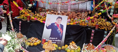 El armado de mesa fue dedicada para docentes, estudiantes y administrativos fallecidos