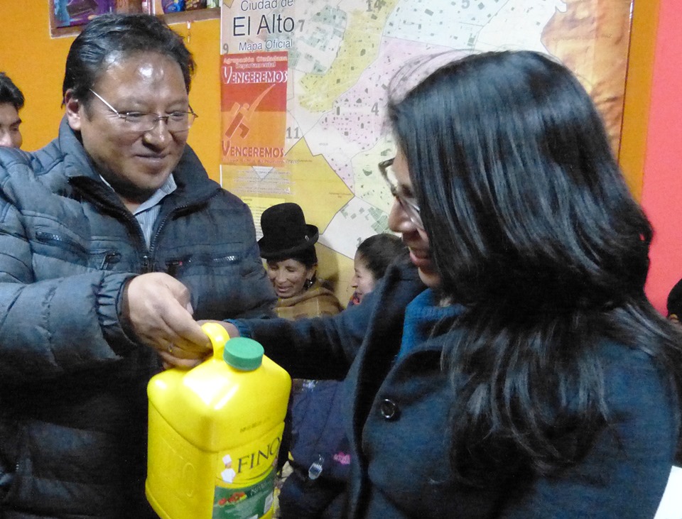 El Día de la Madre se celebra en Bolivia en homenaje a las Heroínas de la Coronilla El Día de la Madre se celebra en Bolivia en homenaje a las Heroínas de la Coronilla