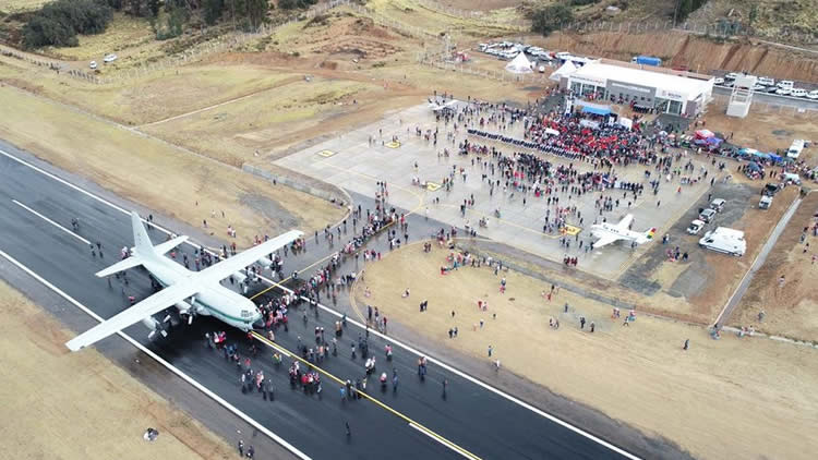 Toma aérea del Aeropuerto Turistico 