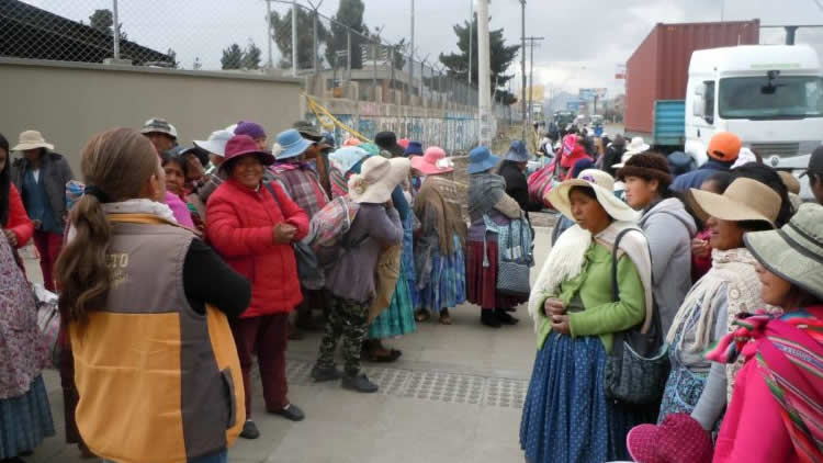 Alcaldía informa que están prohibidos los asentamientos en el Teleférico Morado