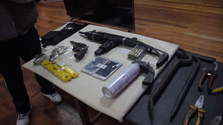 Armas que portaba el clan que mató a un joven en El Alto en noviembre.