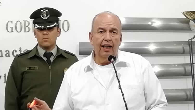 Arturo Murillo, ministro de Gobierno. Arturo Murillo, ministro de Gobierno.