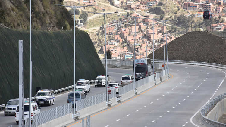 Cerrarán Autopista La Paz-El Alto este sábado
