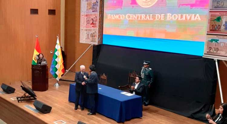 Banco Central de Bolivia (BCB) puso en circulación el martes el nuevo billete de 200 bolivianos Banco Central de Bolivia (BCB) puso en circulación el martes el nuevo billete de 200 bolivianos