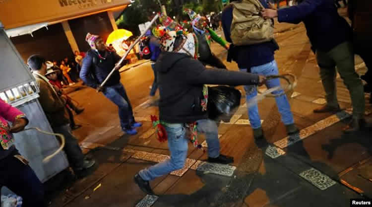 Muchos bolivianos siguen en las calles protestando por los resultados de la reciente elección del pasado 20 de octubre de 2019.