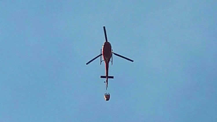 Defensa Civil moviliza helicópteros. Defensa Civil moviliza helicópteros.