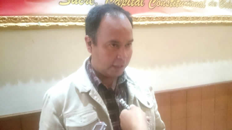 Juan Carlos Durán, presidente de la Junta Escolar de Padres de Familia del Distrito Sucre. Juan Carlos Durán, presidente de la Junta Escolar de Padres de Familia del Distrito Sucre.