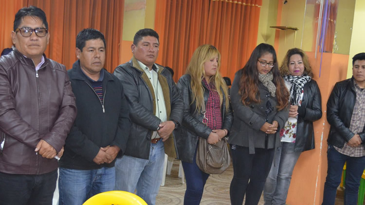 posesión del directorio de Importadores Bolivianos en Automotores.