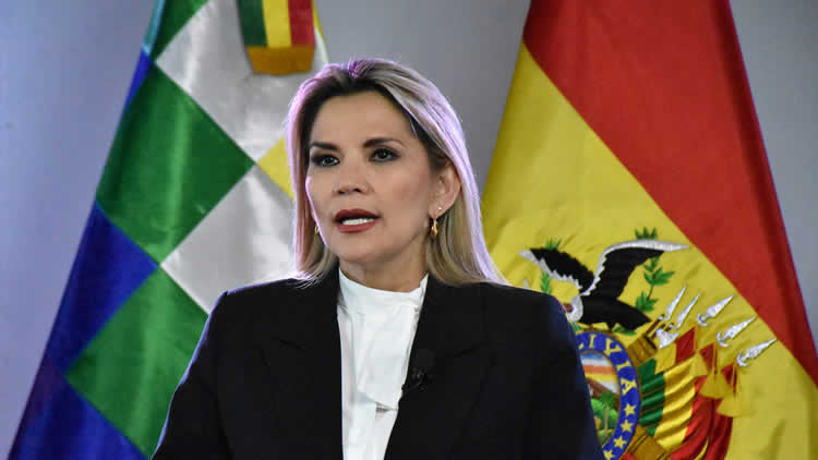 La presidenta de Bolivia, Jeanine Áñez, en conferencia de prensa. La presidenta de Bolivia, Jeanine Áñez, en conferencia de prensa.