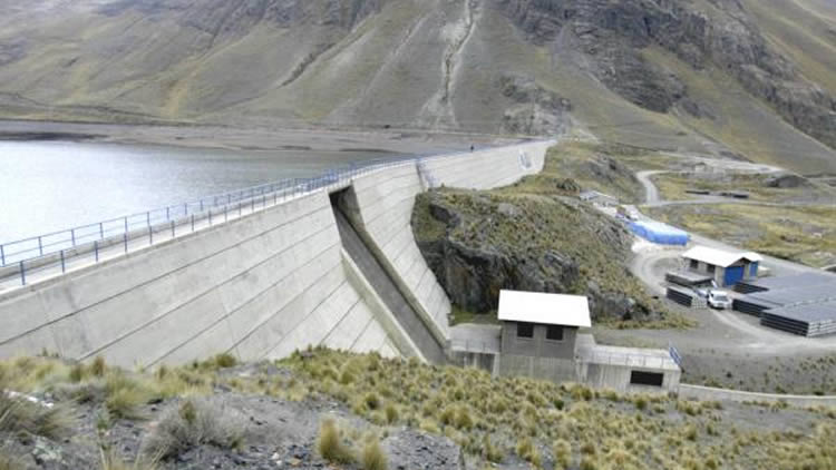 Represa Incachaca, en La Paz.