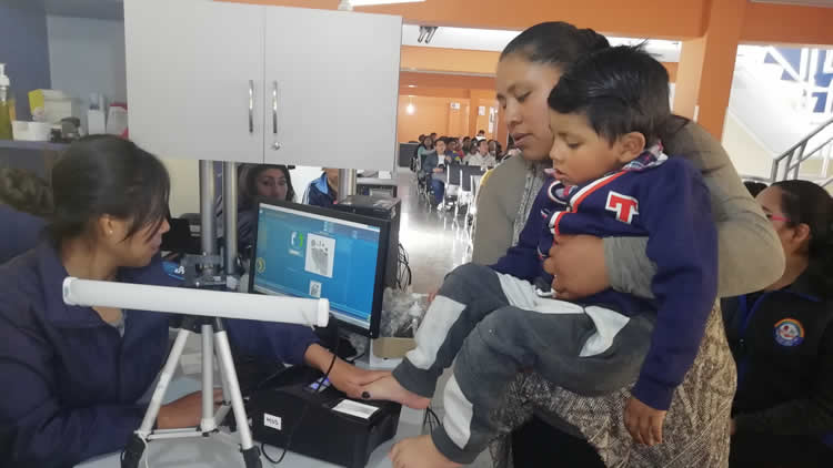 Atención en las oficinas del Servicio General de Identificación Personal (SEGIP). Atención en las oficinas del Servicio General de Identificación Personal (SEGIP).