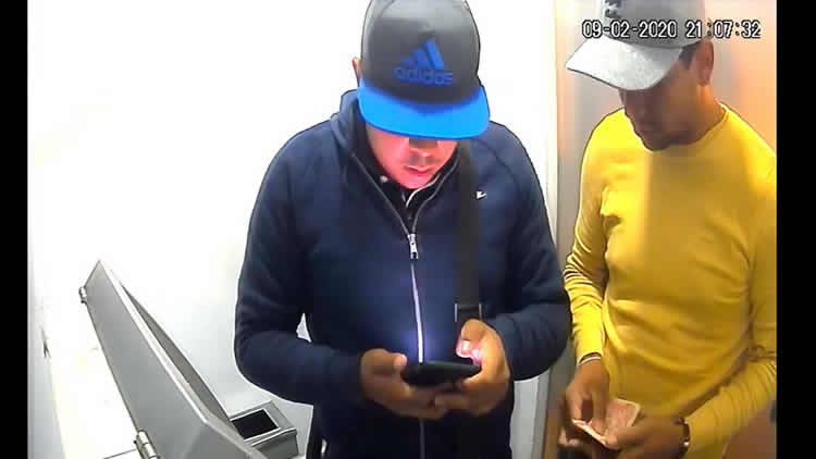 Delincuentes hackean sistema de seguridad del cajero Automático. Delincuentes hackean sistema de seguridad del cajero Automático.